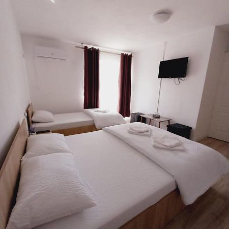 Apartamento Casa Alexia Pescari Exterior foto